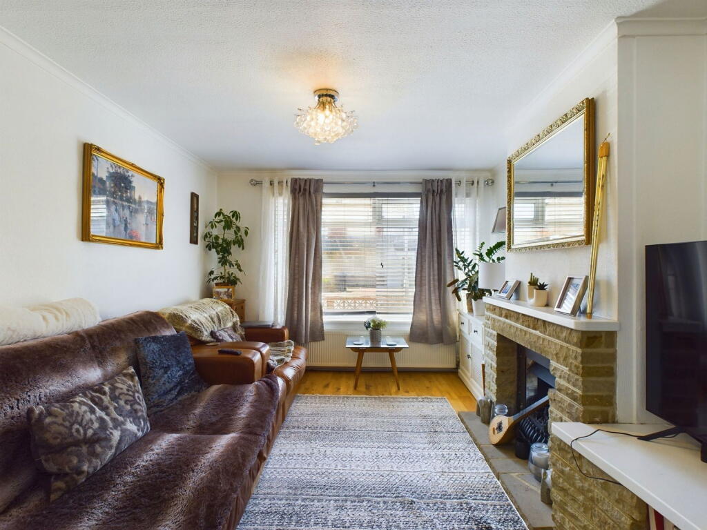 Additional property image - Lincoln Road, Worthing, BN13