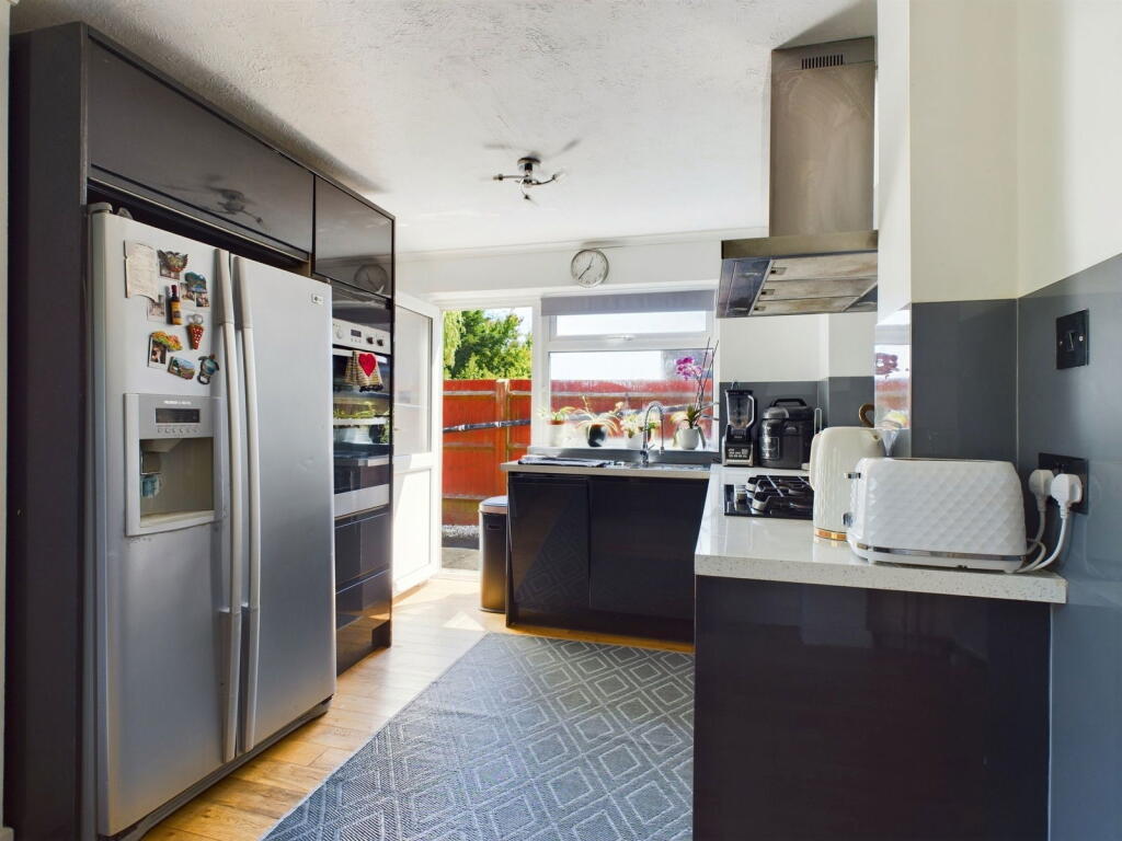 Additional property image - Lincoln Road, Worthing, BN13