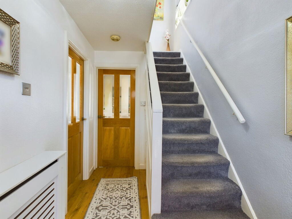 Additional property image - Lincoln Road, Worthing, BN13