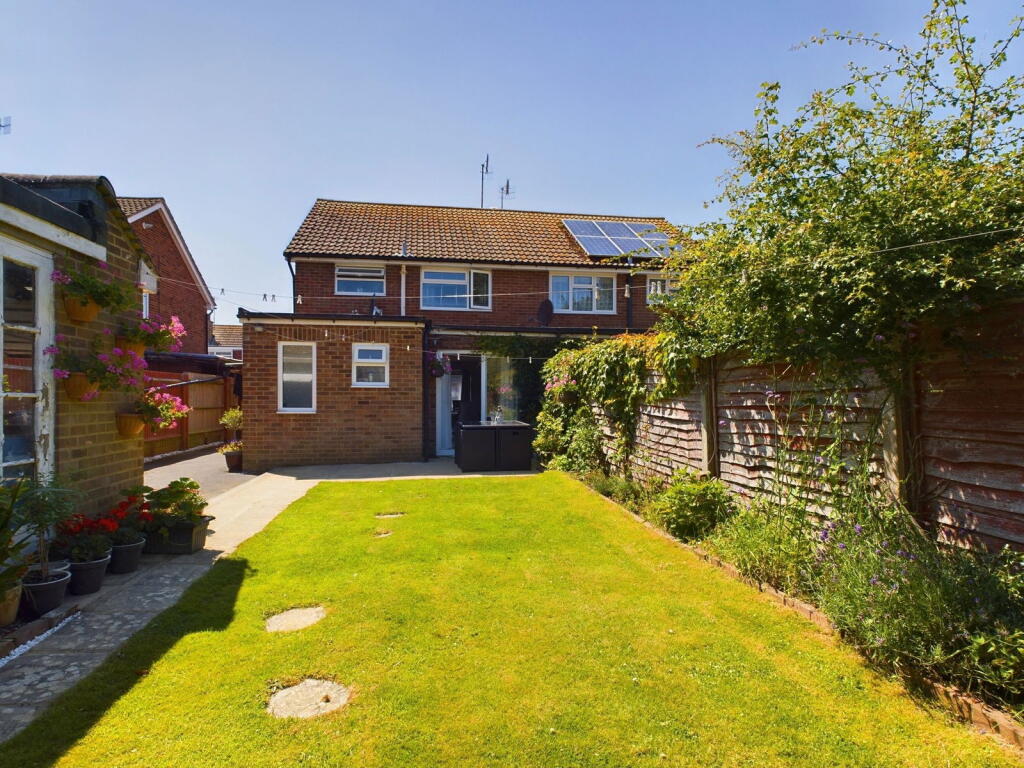 Additional property image - Lincoln Road, Worthing, BN13