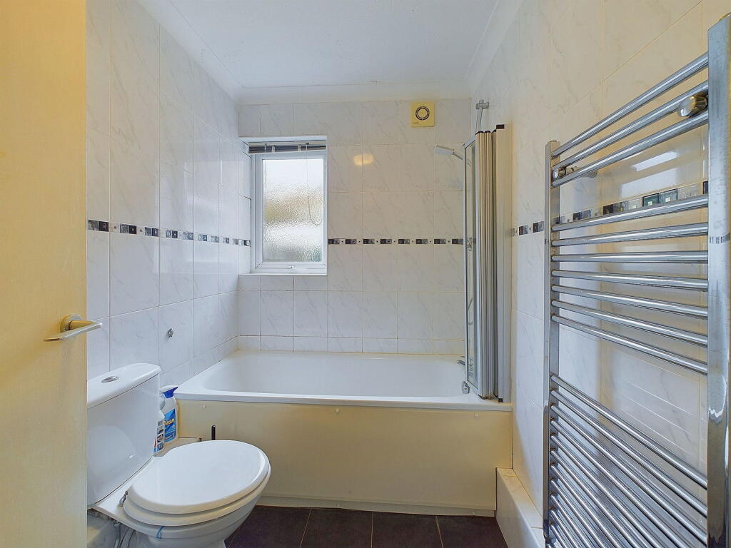 Additional property image - Brooklyn Avenue, Worthing, BN11 5QP