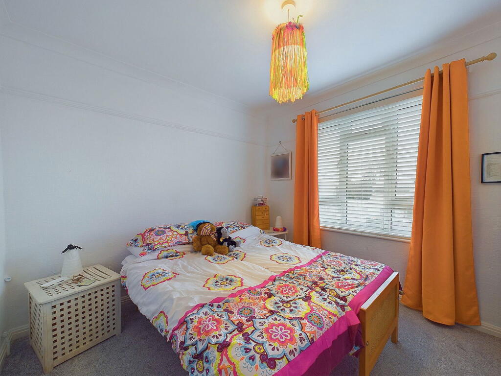 Additional property image - Goring Road, Goring-by-sea, Worthing, BN12