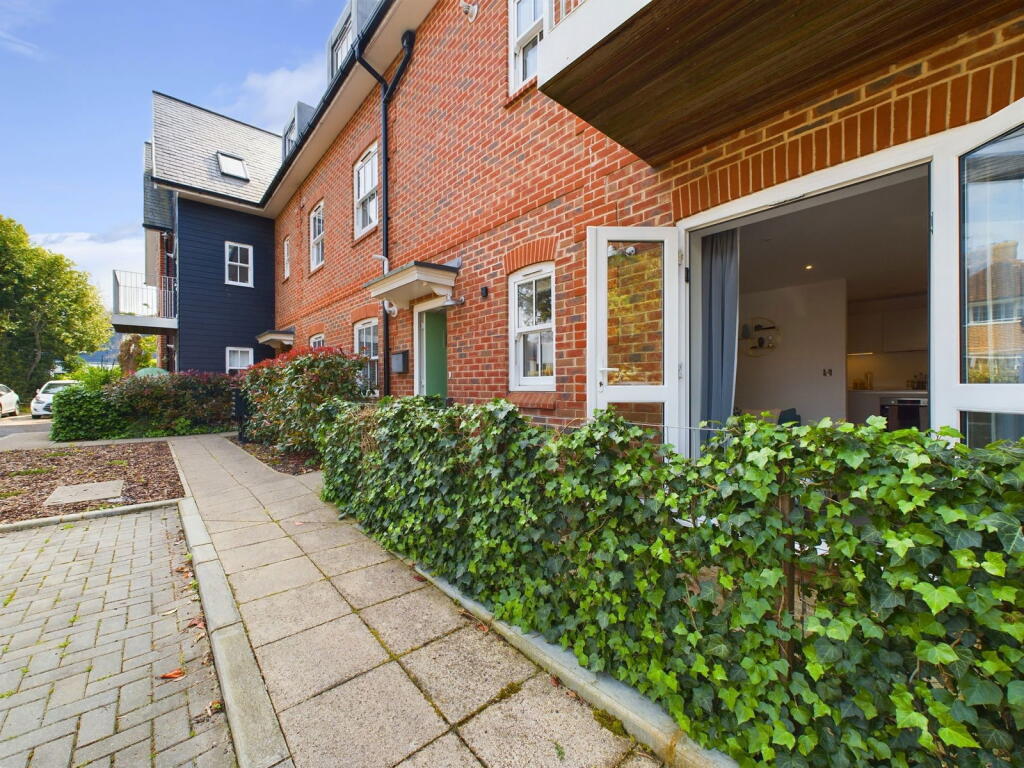 Additional property image - Irene House Parkfield Road, Worthing, BN13