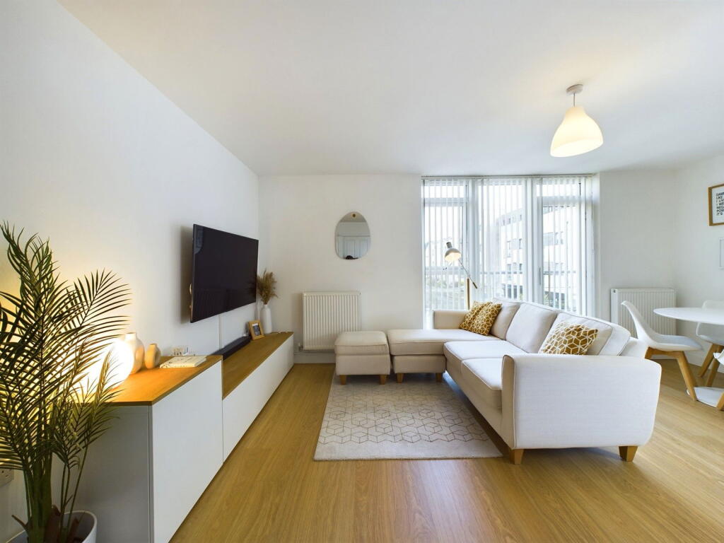 Additional image 3 of Eirene Road, Goring-by-Sea, Worthing, BN12 4FJ