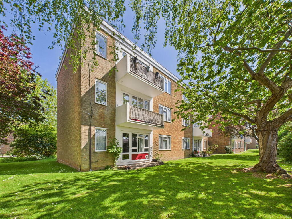 Main image of property: Sunningdale Court, Jupps Lane, Goring-by-Sea, Worthing, BN12