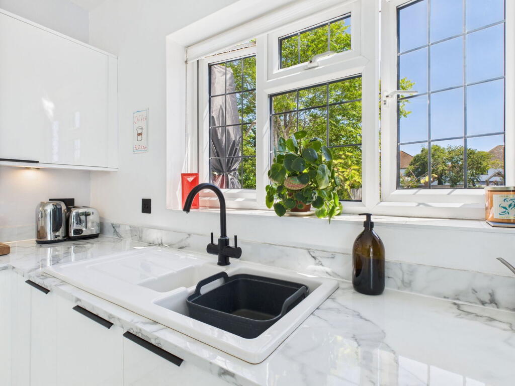 Additional image 14 of Rose Walk, Goring-by-sea, Worthing, BN12 4AT