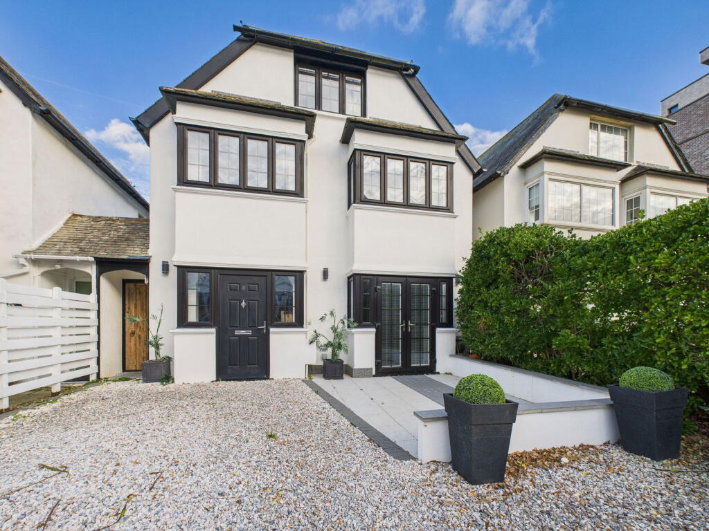 Main image of property: Grand Avenue, Worthing, BN11