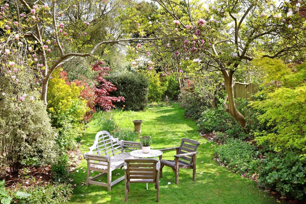 Main image of property: READING *Kendrick Conservation area
