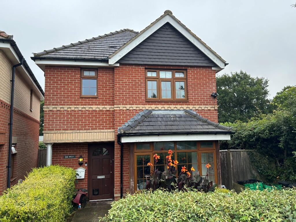 Main image of property: Woodland Gardens, SO45