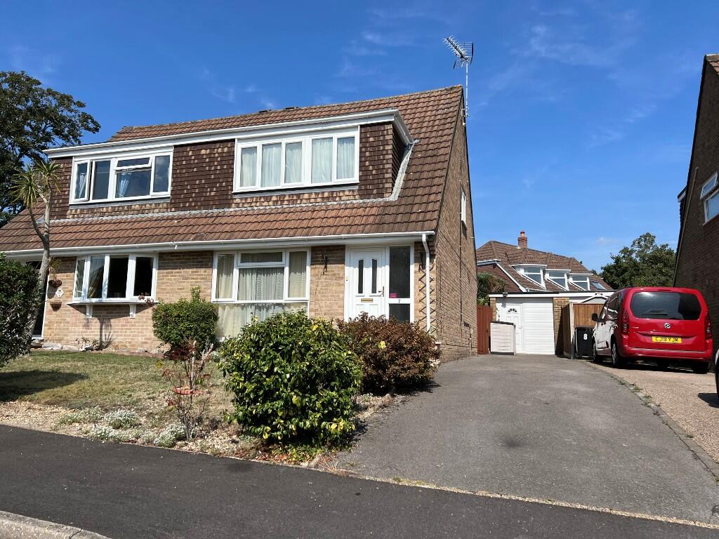 Main image of property: Badgers Walk, SO45