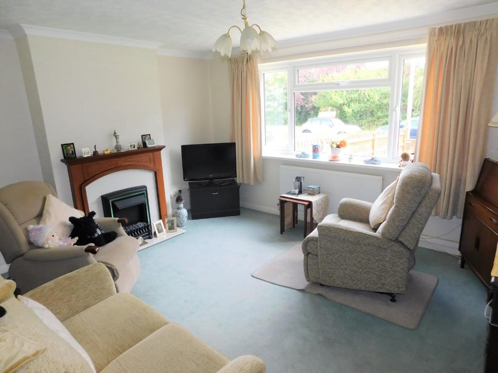 2 bedroom ground floor for sale in Malwood Road, SO45