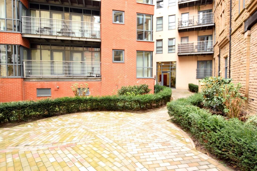 1 bedroom apartment for rent in Waterloo Court, Leeds, LS10