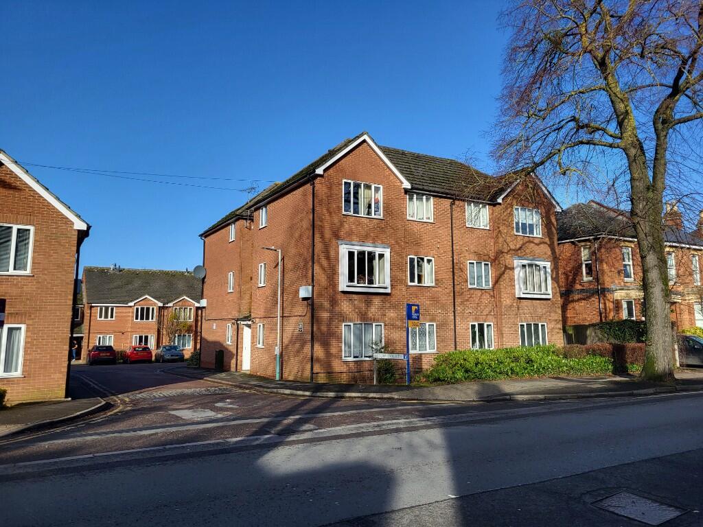 Main image of property: Gloucester Road, Cheltenham, Gloucestershire, GL51