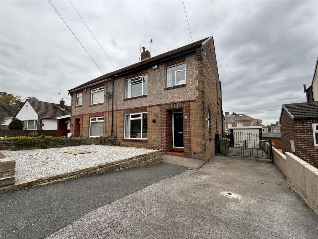 Main image of property: Ingleton Road, Huddersfield, HD4 6QX