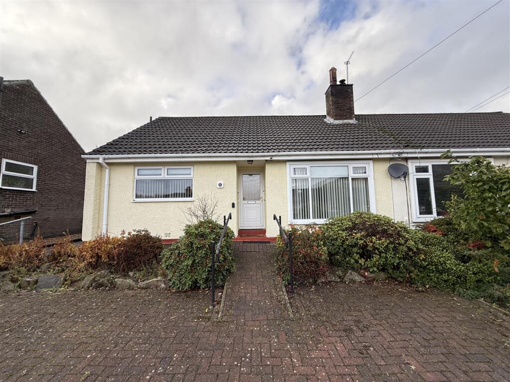 Main image of property: Watkinson Avenue, Halifax, HX2 9DD