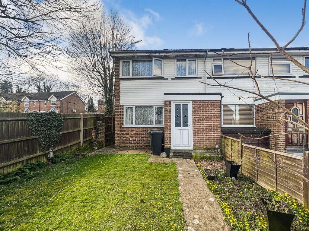 Main image of property: Higham Close, Maidstone