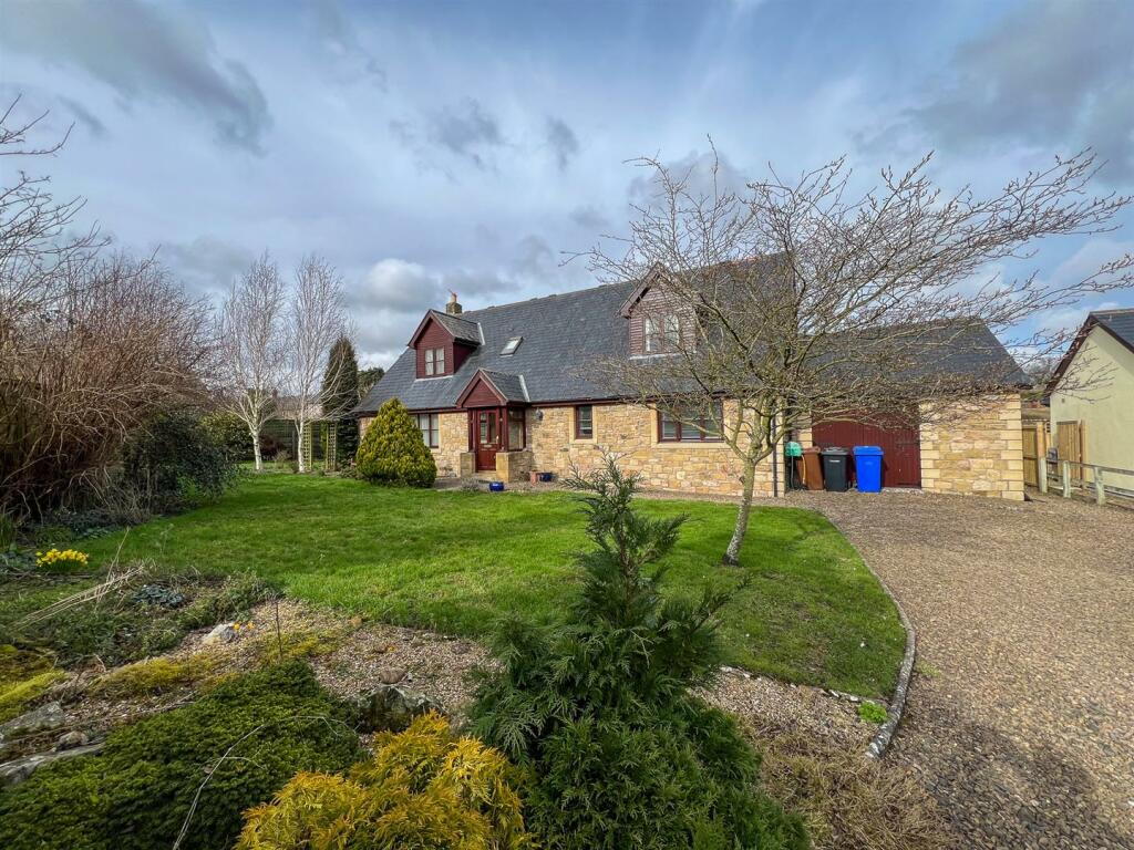 3 bedroom detached house for sale in Croft Gardens, Crookham, CornhillOnTweed, TD12