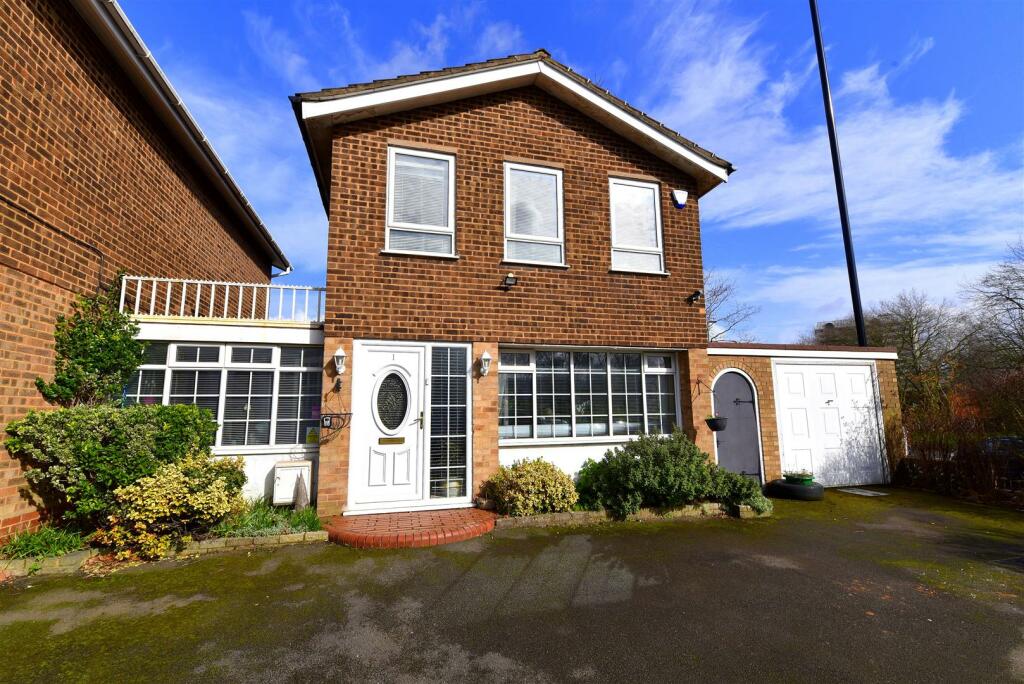 3 bedroom house for sale in Reservoir Road, Edgbaston, Birmingham, B16