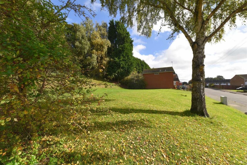 Additional property image - Wentworth Way, Harborne, Birmingham