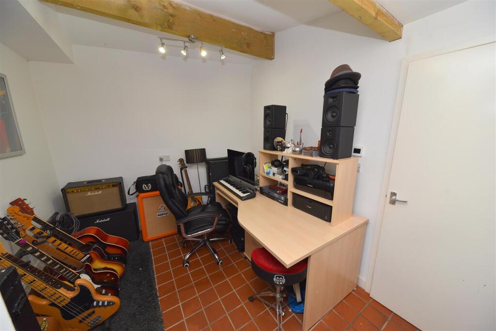 Additional property image - The Circle, Harborne, Birmingham, B17