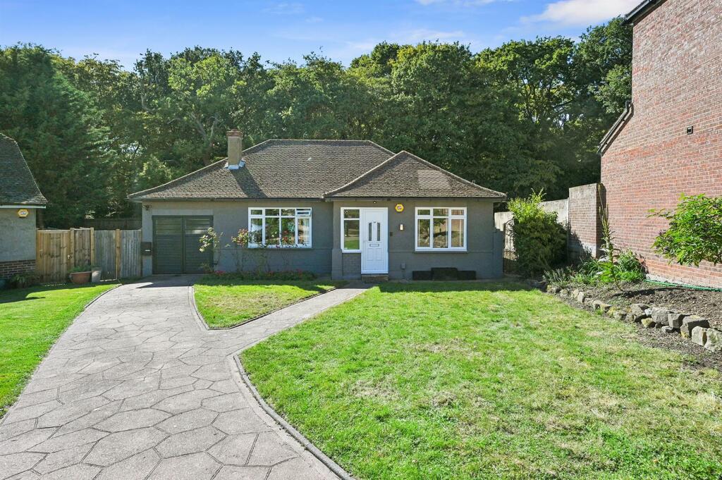 Property for sale in South Woodford, E18