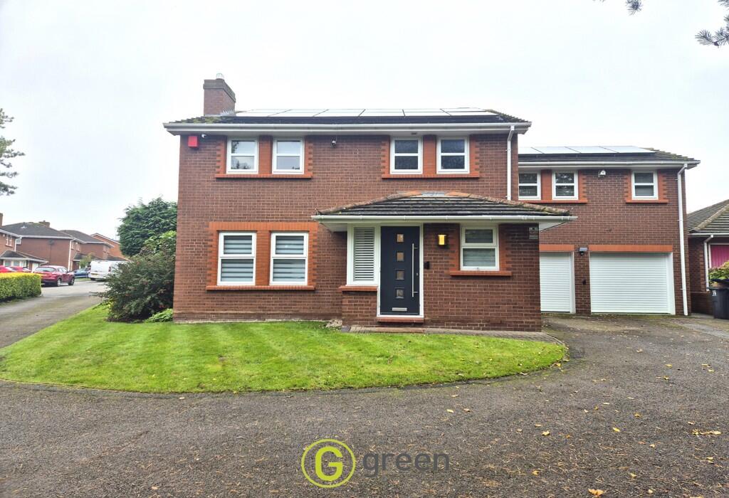5 bedroom detached house for rent in Lawnswood, Sutton Coldfield, West