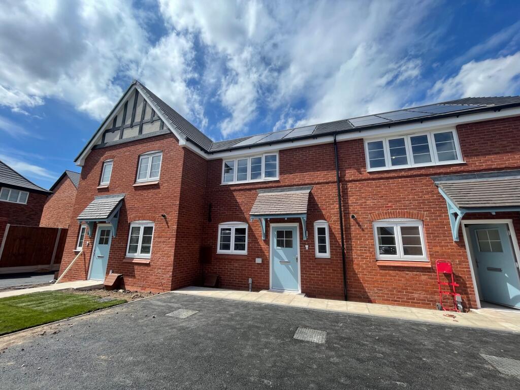 Main image of property: Larches Avenue, Tatenhill, DE13