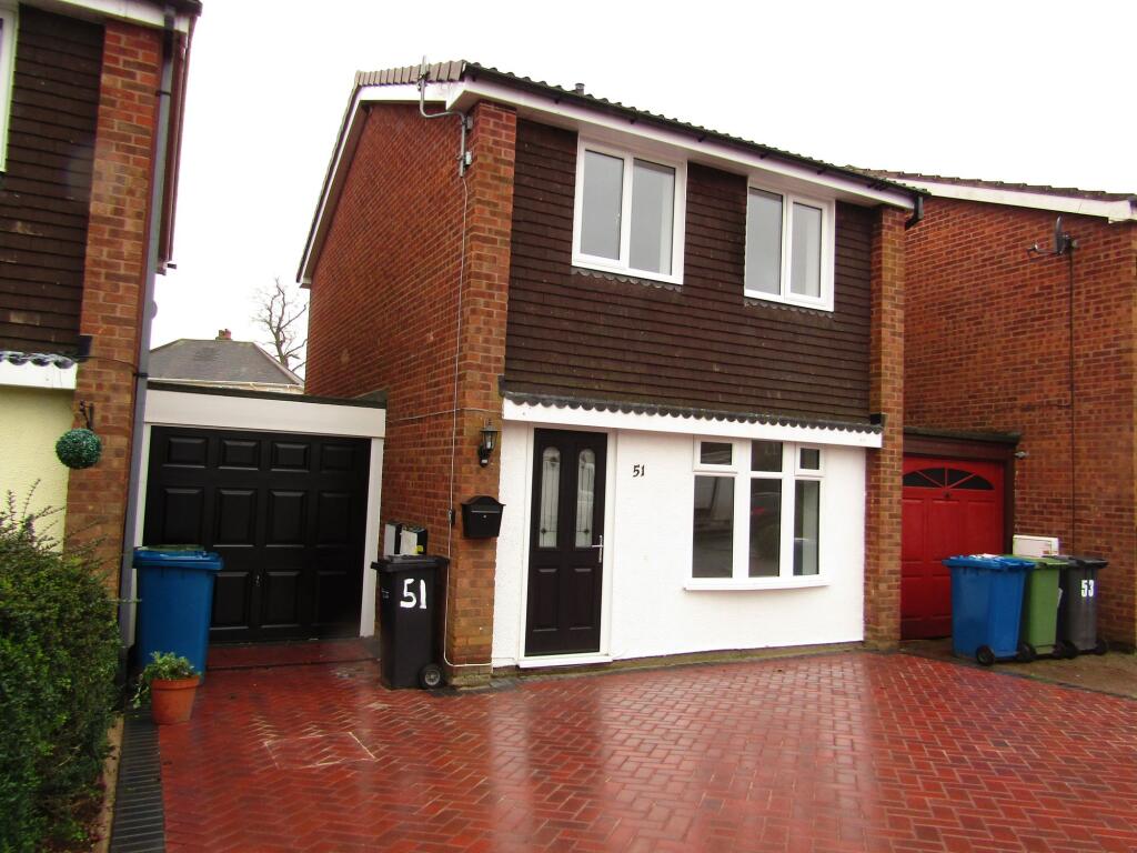Main image of property: Parkfield Close, Tamworth, B77