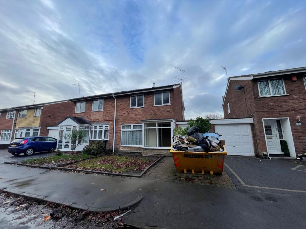Main image of property: Vanguard Close, Birmingham, B36