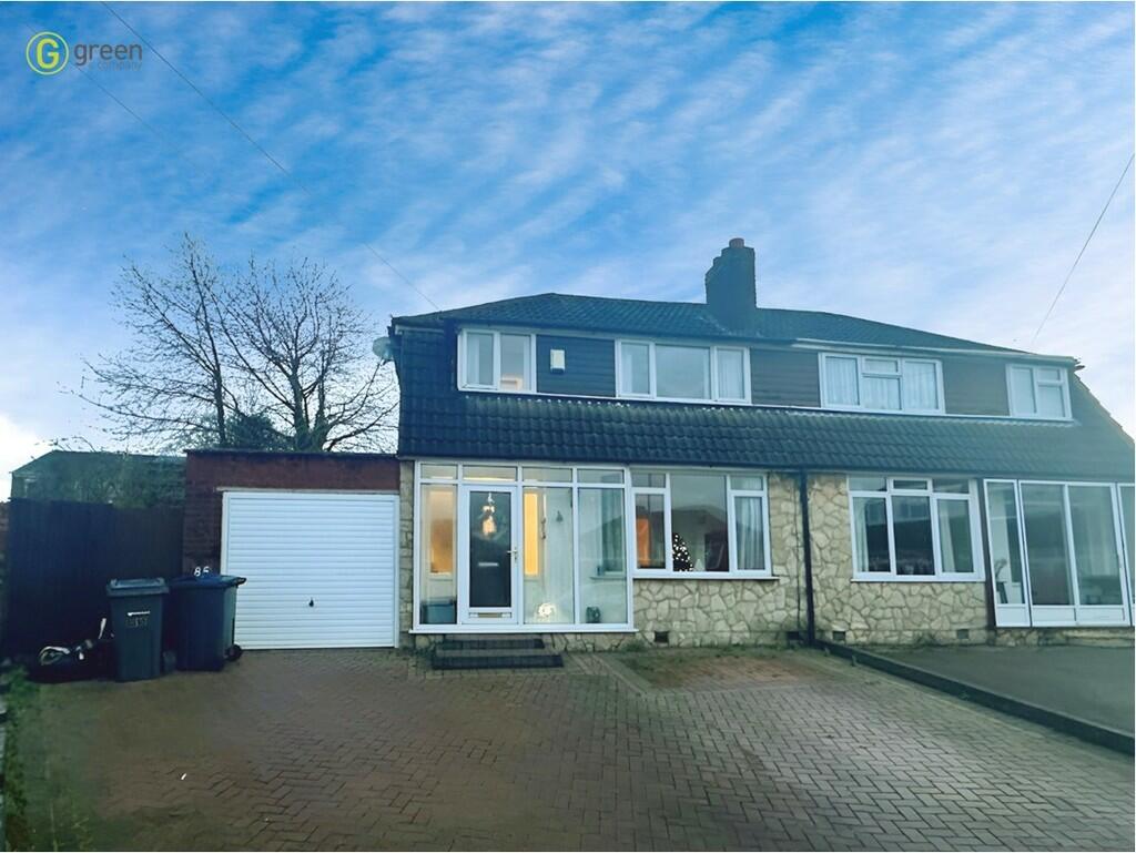 3 bedroom semidetached house for sale in The Greenway, Sutton