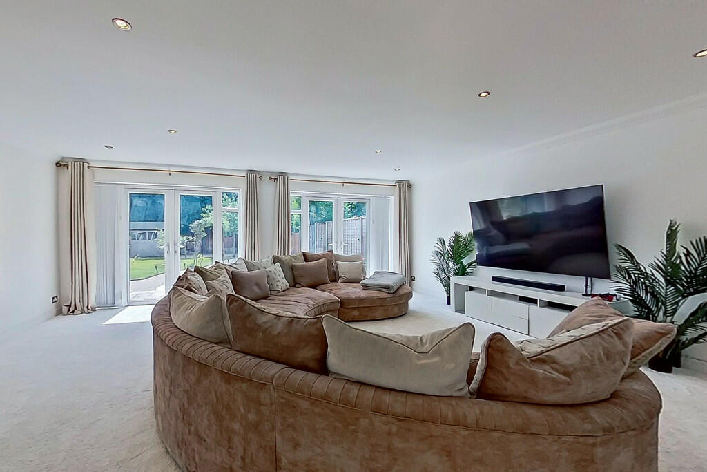 Additional property image - Oakhurst Road, Sutton Coldfield