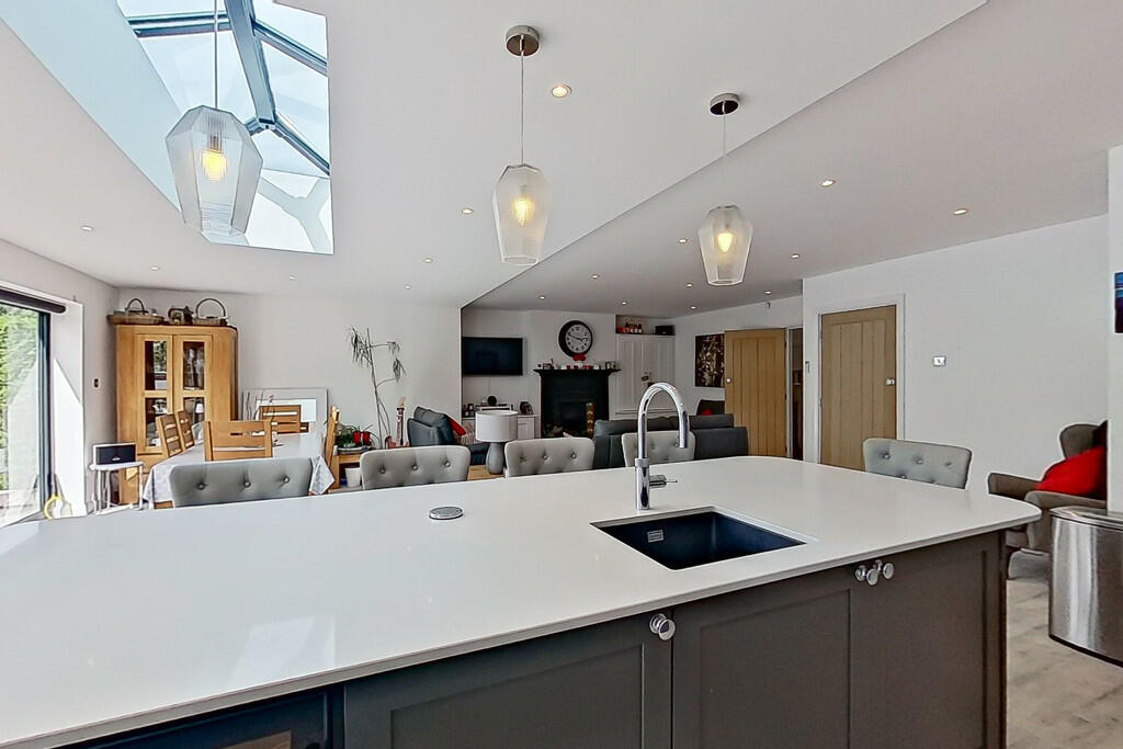 Additional property image - Goldieslie Road, Sutton Coldfield