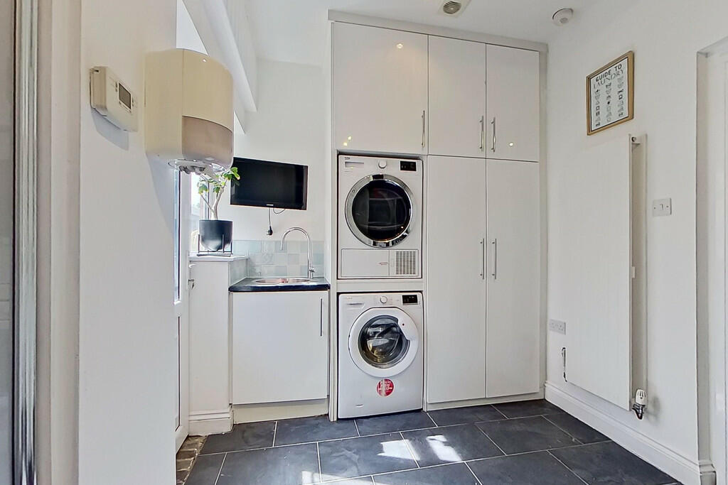 Additional property image - Goldieslie Road, Sutton Coldfield