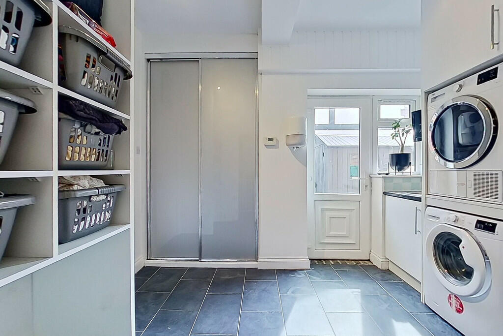 Additional property image - Goldieslie Road, Sutton Coldfield