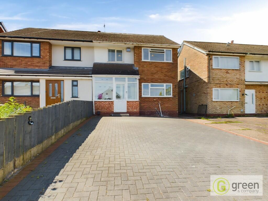 3 bedroom semidetached house for sale in Hundred Acre Road, Streetly, B74