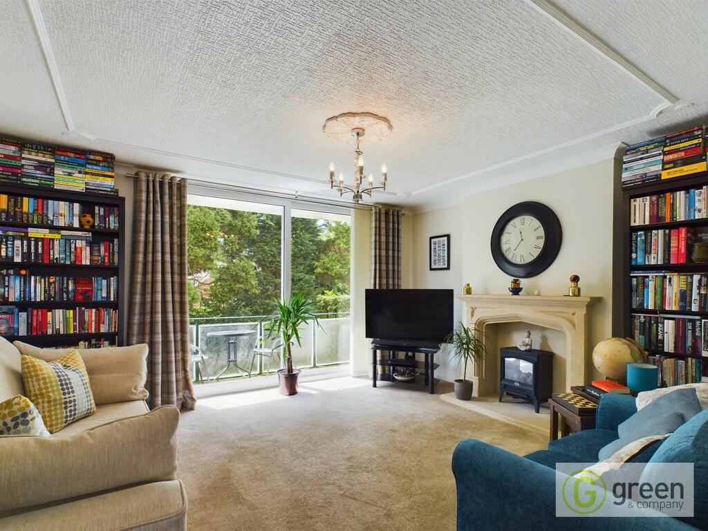 2 bedroom apartment for sale in Foley Road East, Streetly, B74