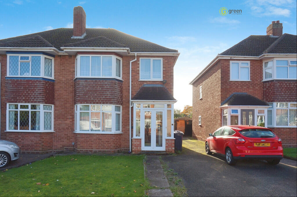 3 bedroom semidetached house for sale in Stephens Road, Walmley, B76