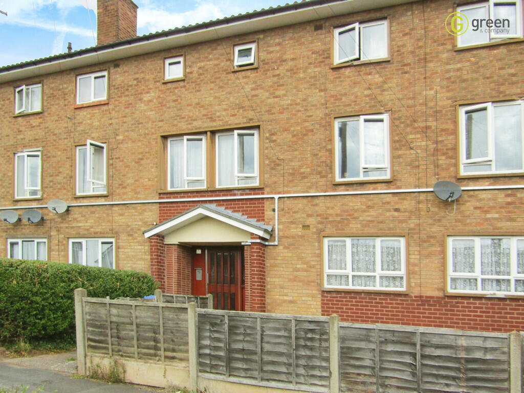 2 bedroom ground floor flat for sale in Goodeve Walk, Sutton Coldfield, B75