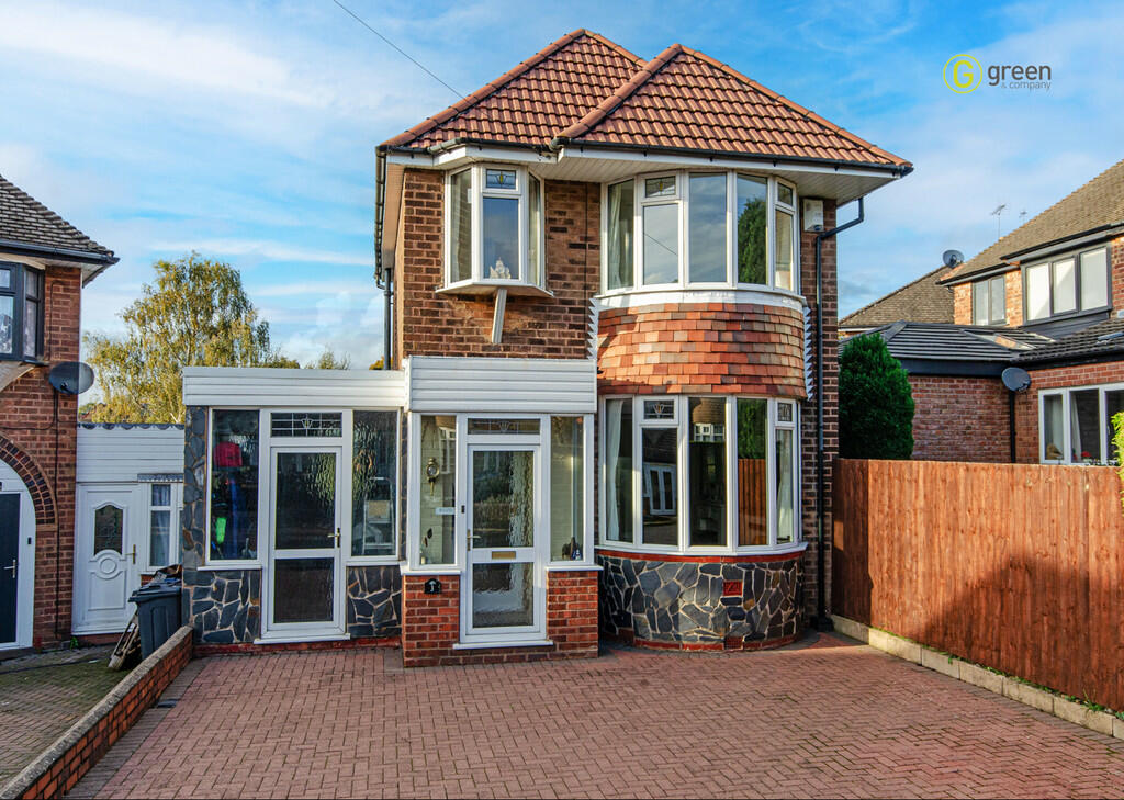 3 bedroom detached house for sale in Chestergate Croft, Pype Hayes, B24