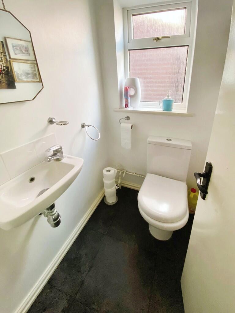 Additional property image - Mills Avenue, New Halll
