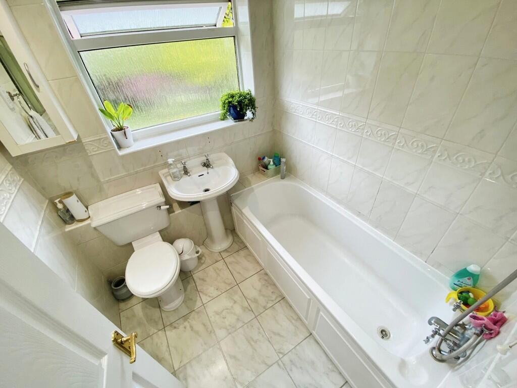 Additional property image - Mills Avenue, New Halll