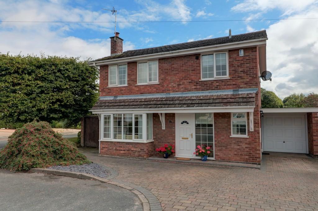4 bedroom detached house for sale in Oaklands, Curdworth, B76