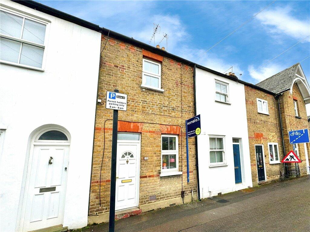 2 bedroom terraced house for sale in Vansittart Road, Windsor
