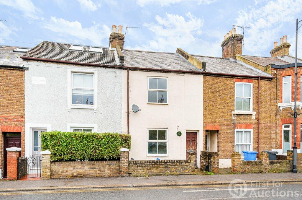 3 bedroom terraced house for sale in Arthur Road, Windsor, Berkshire, SL4