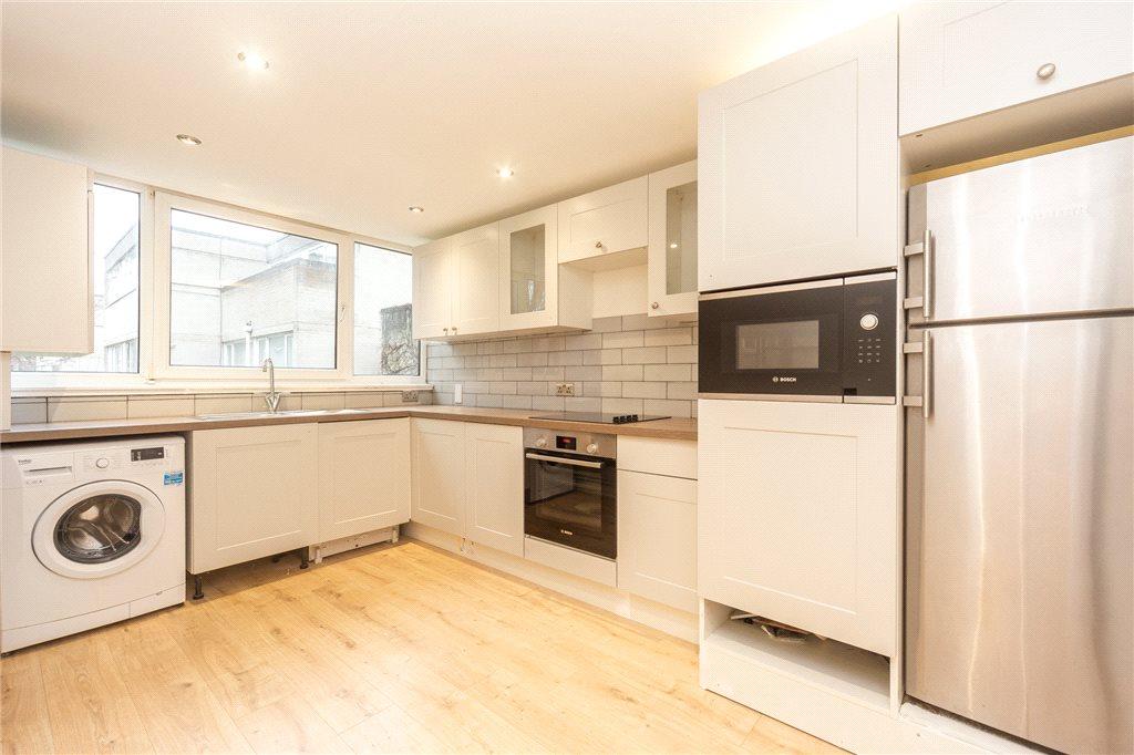 1 Bedroom Flat In Mountbatten Square Windsor Berkshire Yuvoh