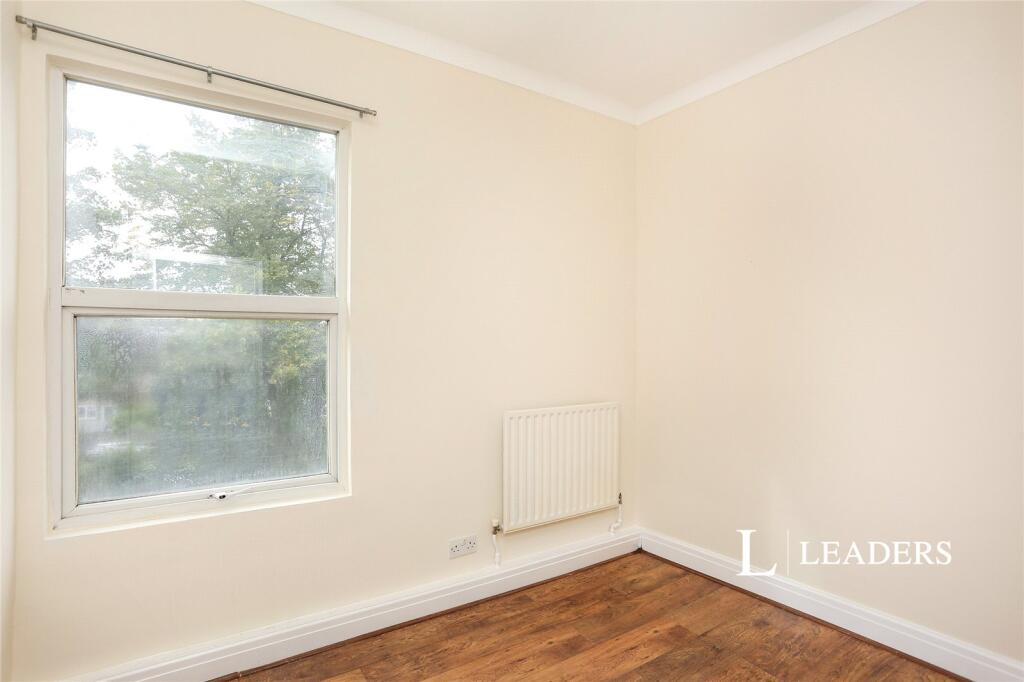 Main image of property: Sundridge Parade, Plaistow Lane, Bromley, BR1