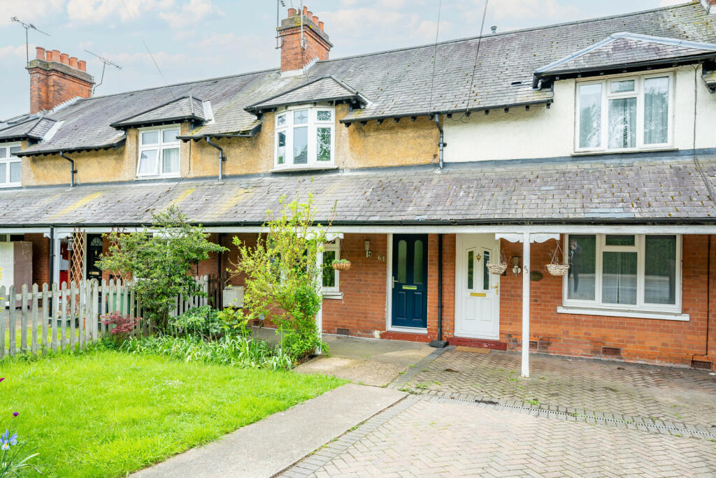 2 bedroom terraced house for sale in Hill End Lane, St. Albans