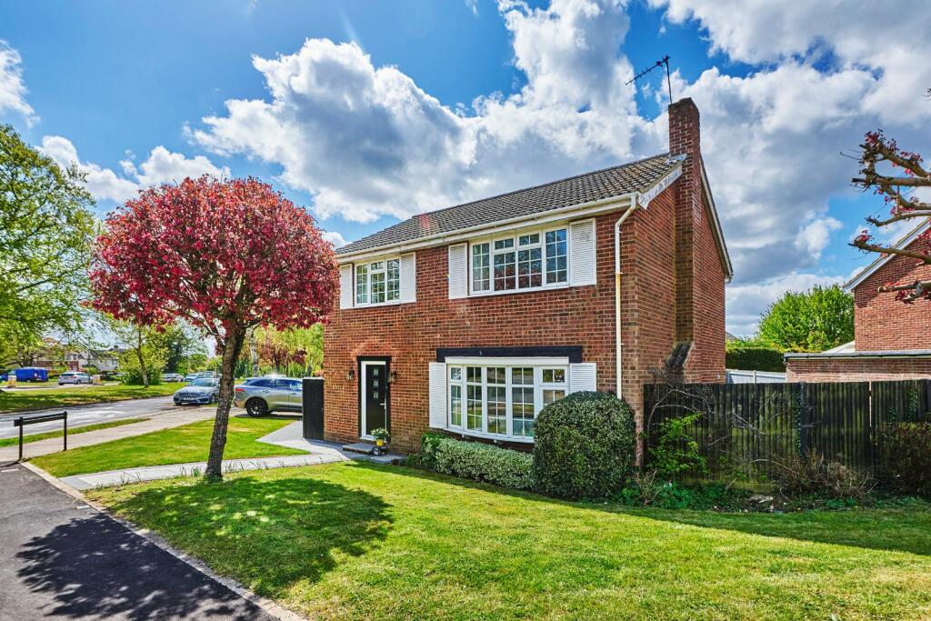 4 bedroom detached house for sale in Watling Street, St. Albans