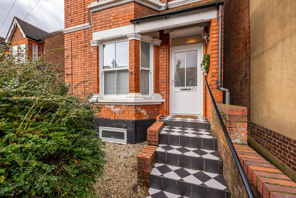 3 bedroom apartment for sale in Stanhope Road, St. Albans, Hertfordshire, AL1