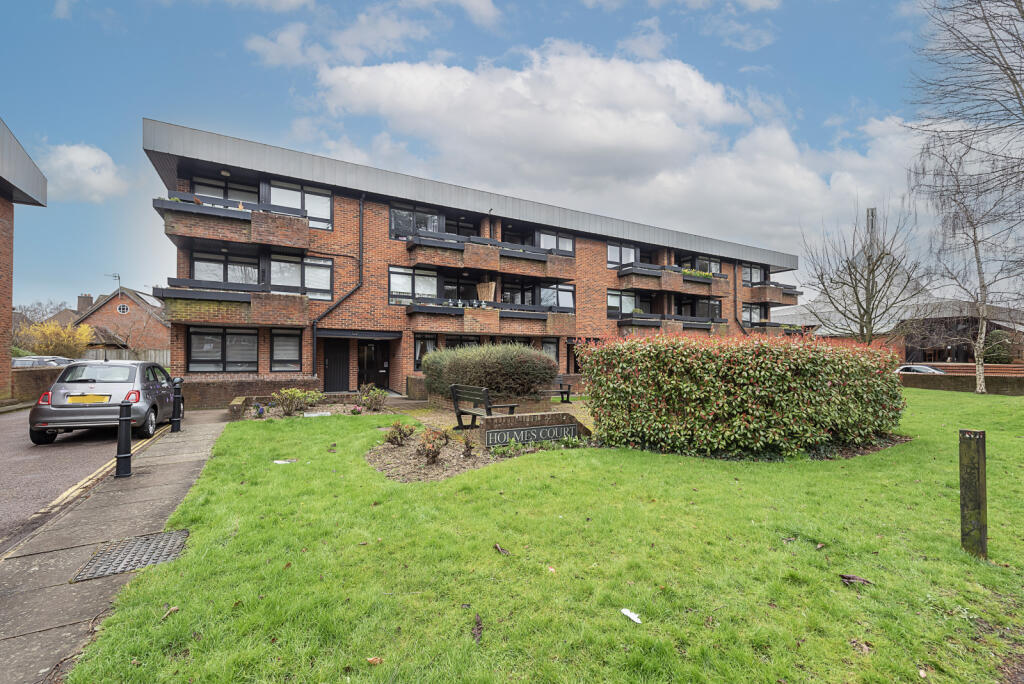 1 bedroom apartment for sale in Carlisle Avenue, St. Albans